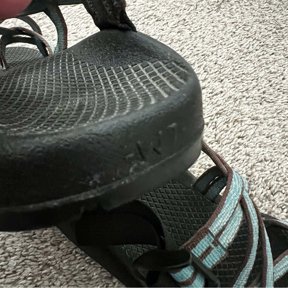 Chaco Women’s Black Vibram Sandals w Teal Accent - Secure Adjustable Fit Size 7 - Picture 4 of 11